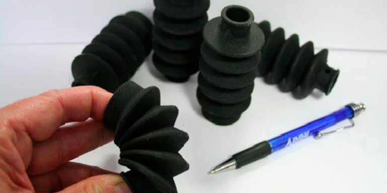 arrk-europe-adds-duraform-flex-black-to-its-range-of-sls-materials